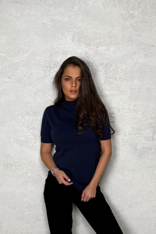 Bluză de damă cu mânecă scurtă