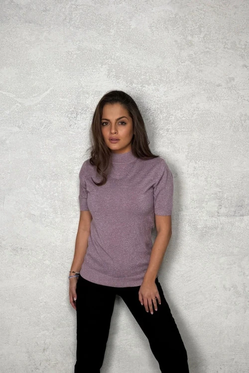 Bluză de damă cu mânecă scurtă