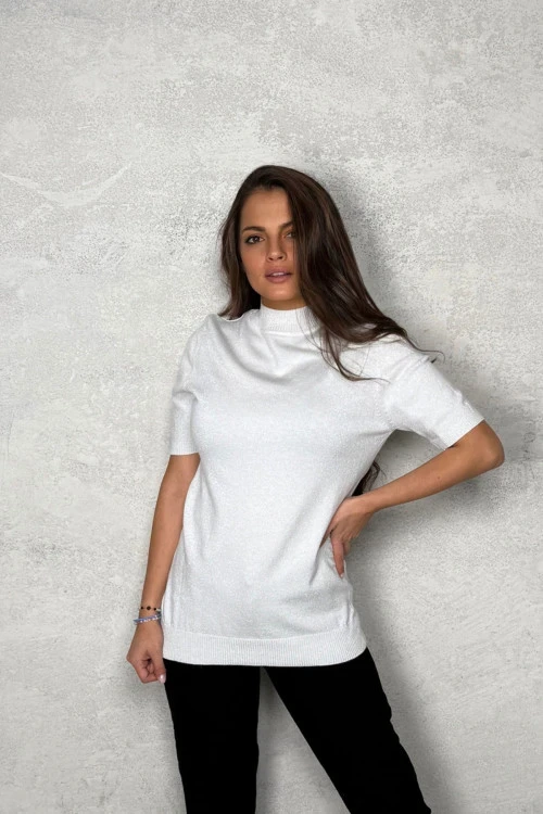 Bluză de damă cu mânecă scurtă