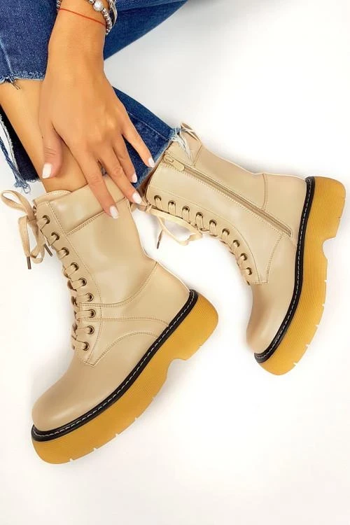 Botine de dama cu sireturi