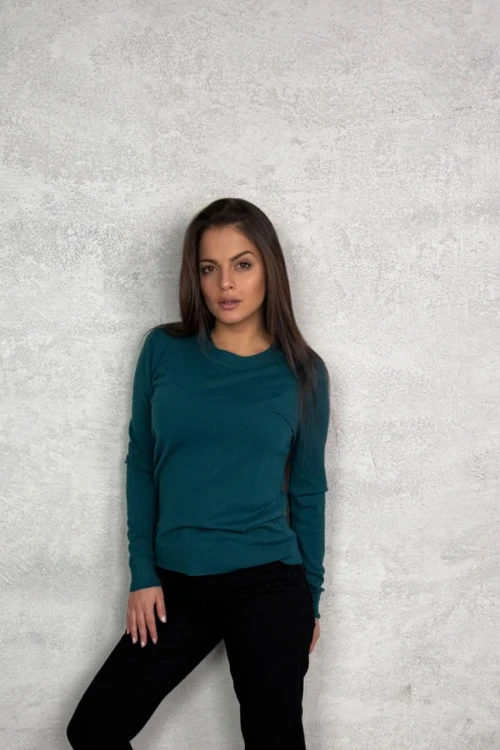 Ženska bluza sa dugim rukavima