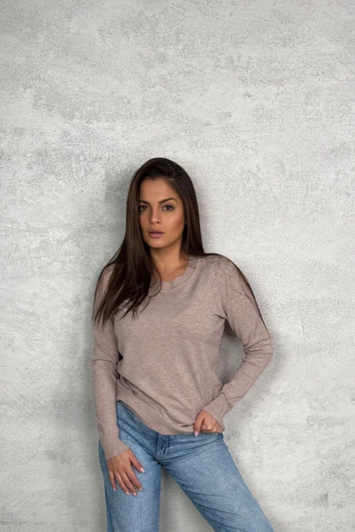 Ženska bluza sa dugim rukavima