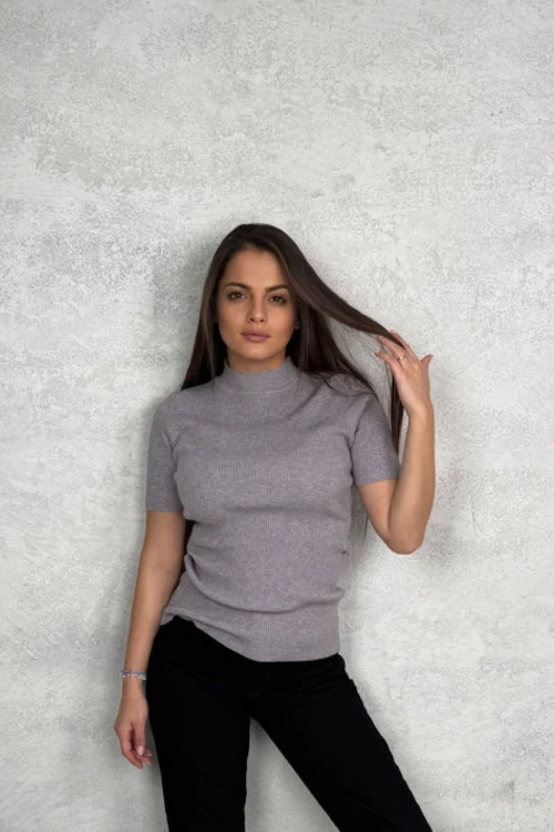 Ženska majica s kratkimi rokavi in ​​polo ovratnikom