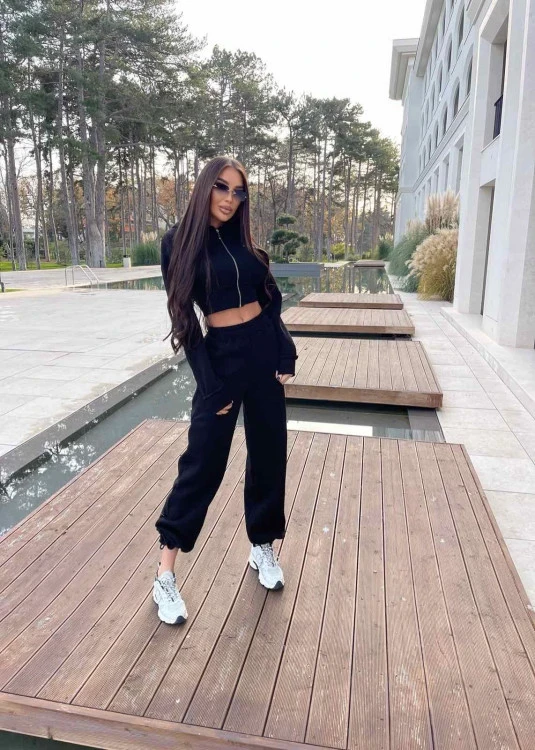 Дамски комплект от две части