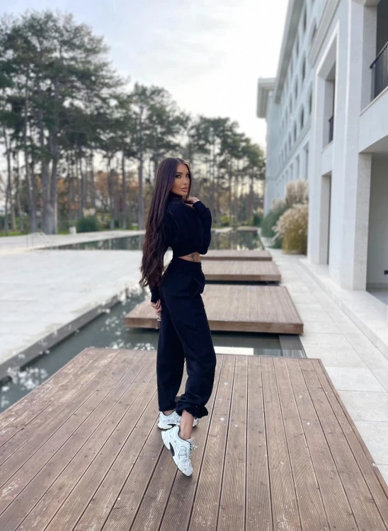 Дамски комплект от две части