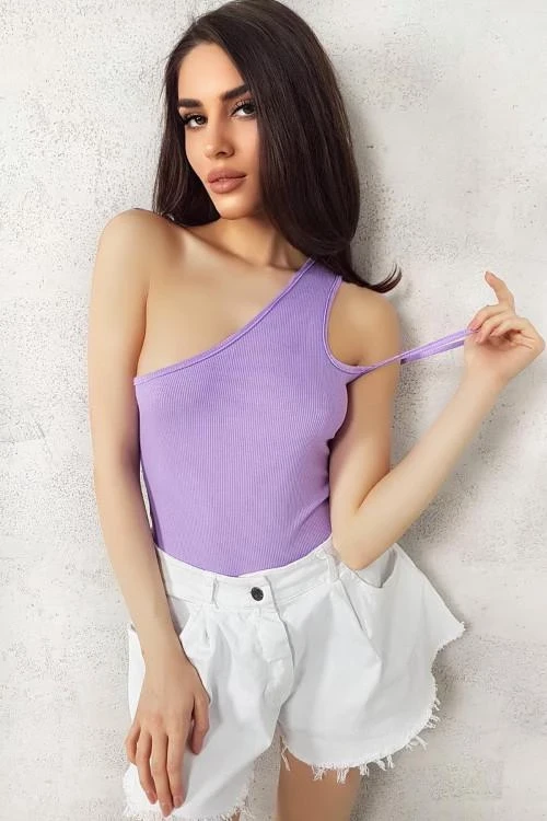 Body pentru femei cu desen curat