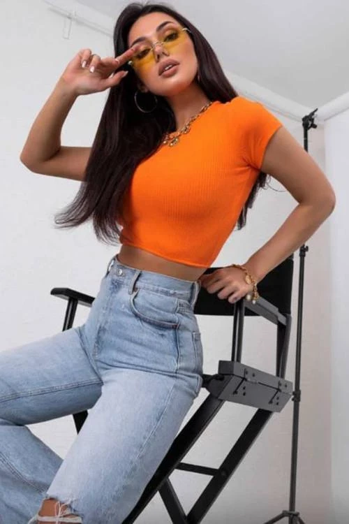 Bluza scurta pentru femei