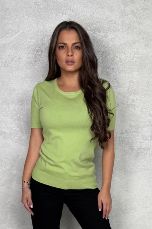 Дамска блуза с къс ръкав