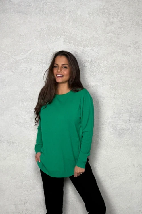 Дамска блуза с дълъг ръкав и джобове