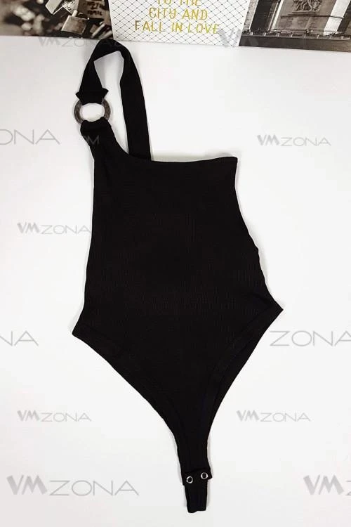 Body de dama cu un design spectaculos