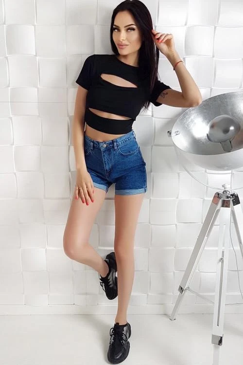 Bluza de dama cu un design spectaculos