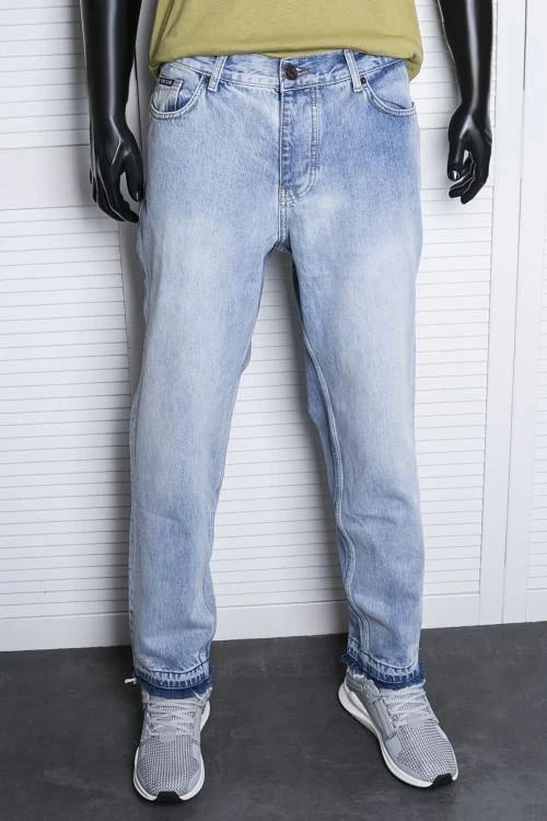 Blugi pentru barbati cu buzunare