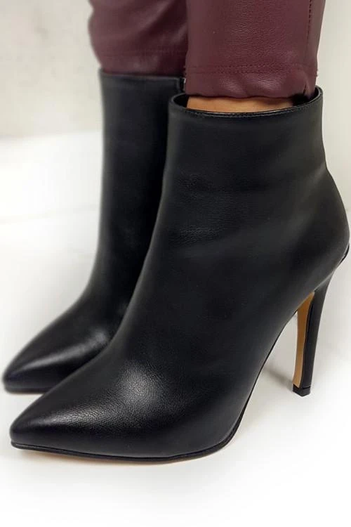 Botine de dama cu toc