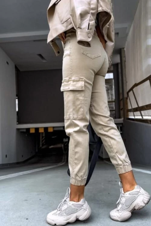 Pantaloni de dama