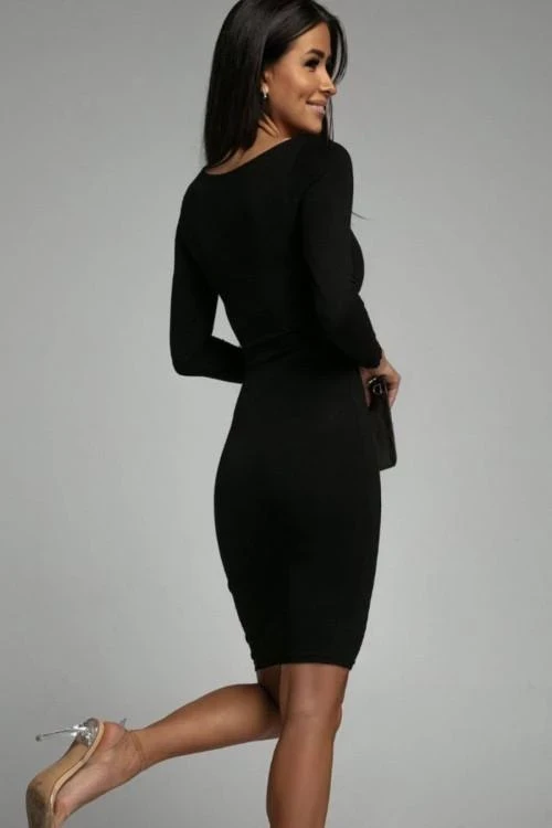 Rochie de dama cu design spectaculos