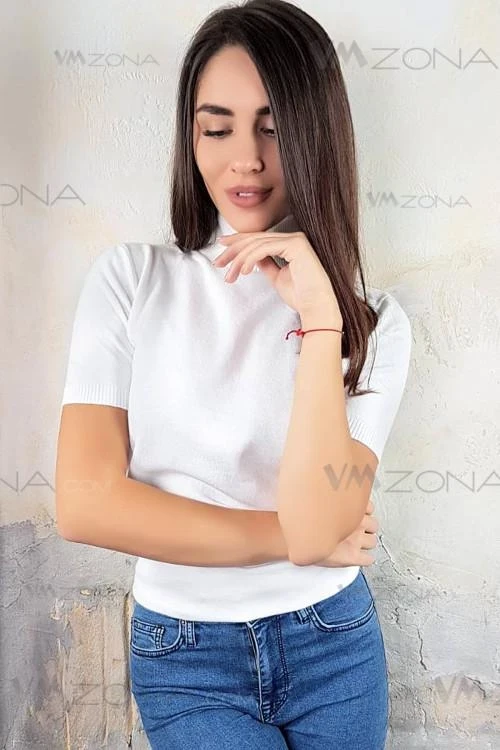 Дамска блуза с къс ръкав и поло яка